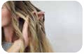 Locken mit den Fingern auflockern